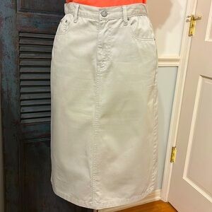 EUC! 🌾CALVIN KLEIN MIDI PENCIL SKIRT